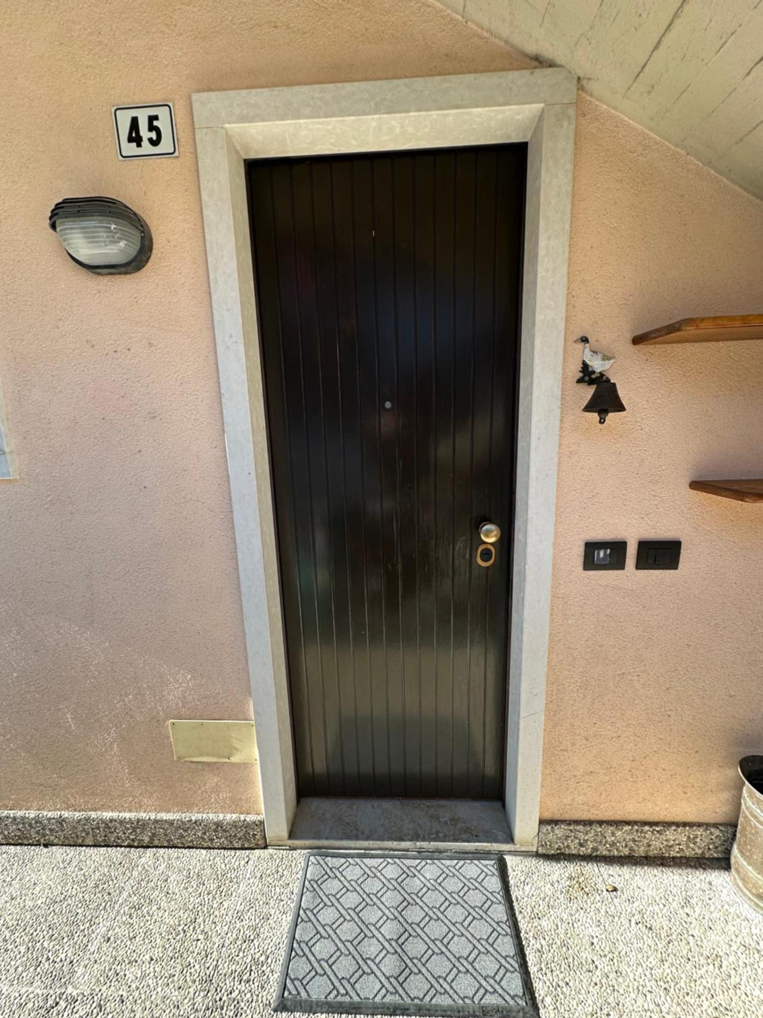 Casa Vacanza La Croseta Trento Luaran gambar
