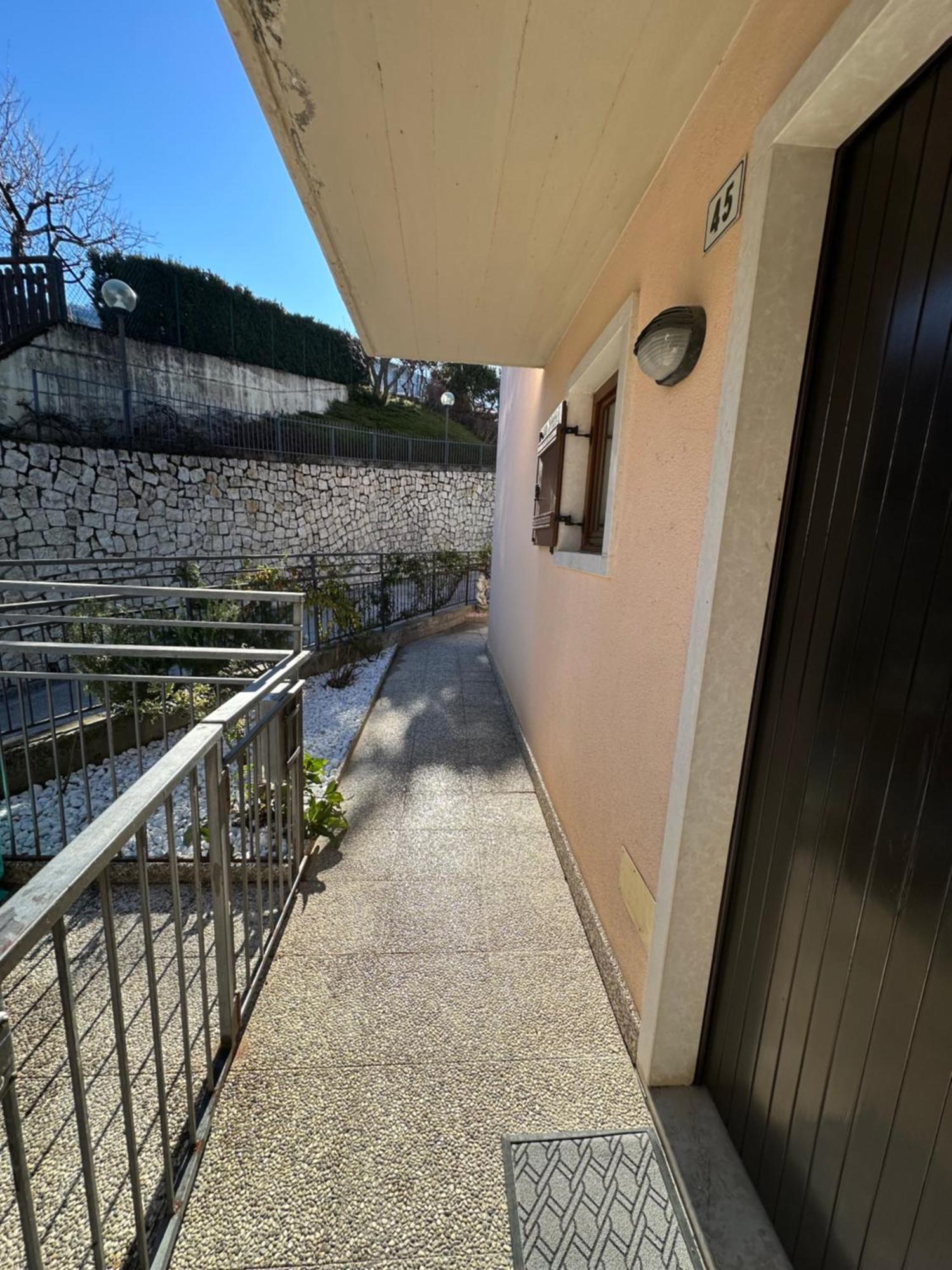 Casa Vacanza La Croseta Trento Luaran gambar